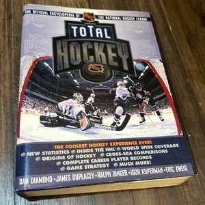 Total Hockey Official Encyclopedia of the NHL 1998 HC W/ 1998-1999 Supplenent